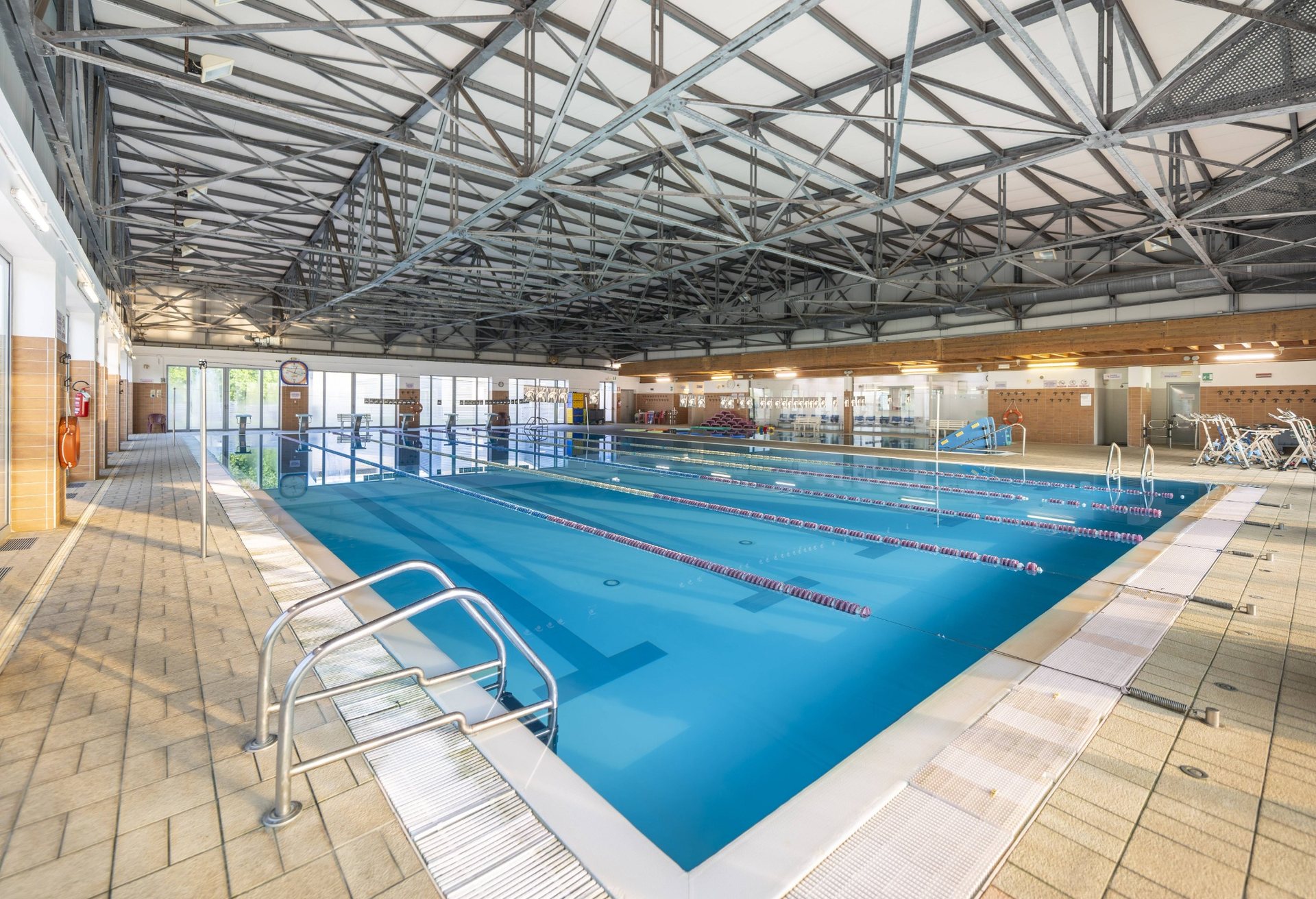 forus_03_piscina_cubierta